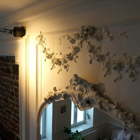 Superbe Refait A Neuf, Plein Centre De Apartment